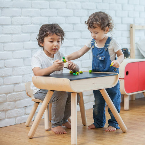 Table & Chair - Black