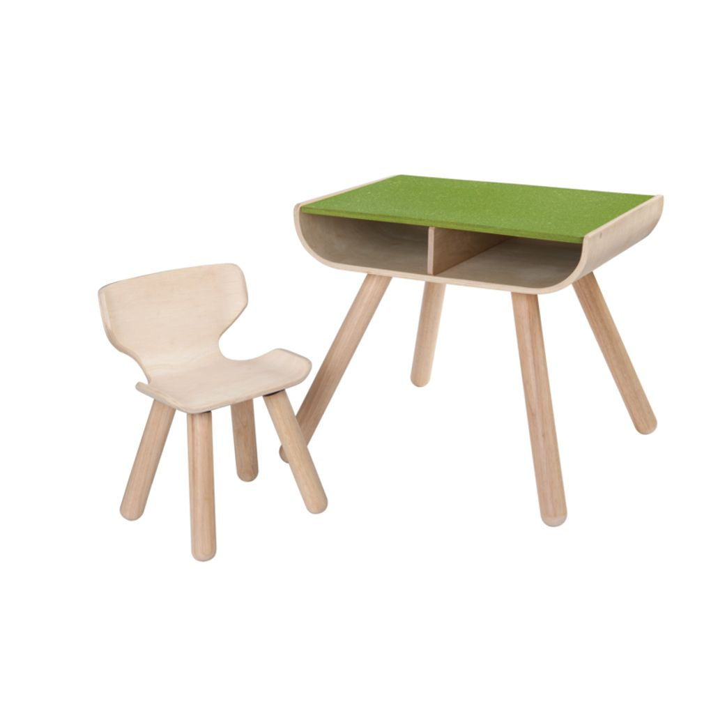 PlanToys Table & Chair Bonus Pack wooden material